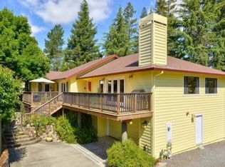 307A Powell Ave, Healdsburg, CA 95448