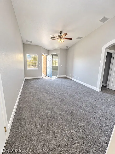 3 bed, 2.0 bath, 1202 sqft, $1,699 — Photo 2