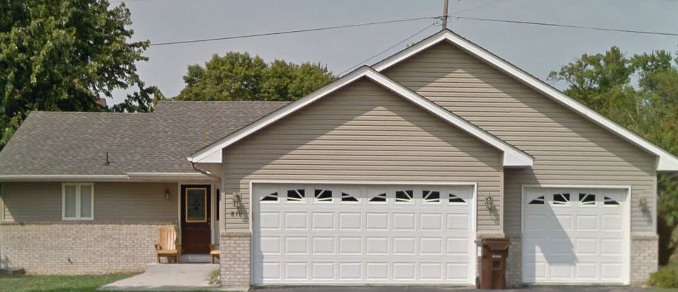 1st image of 818 Martingale Dr