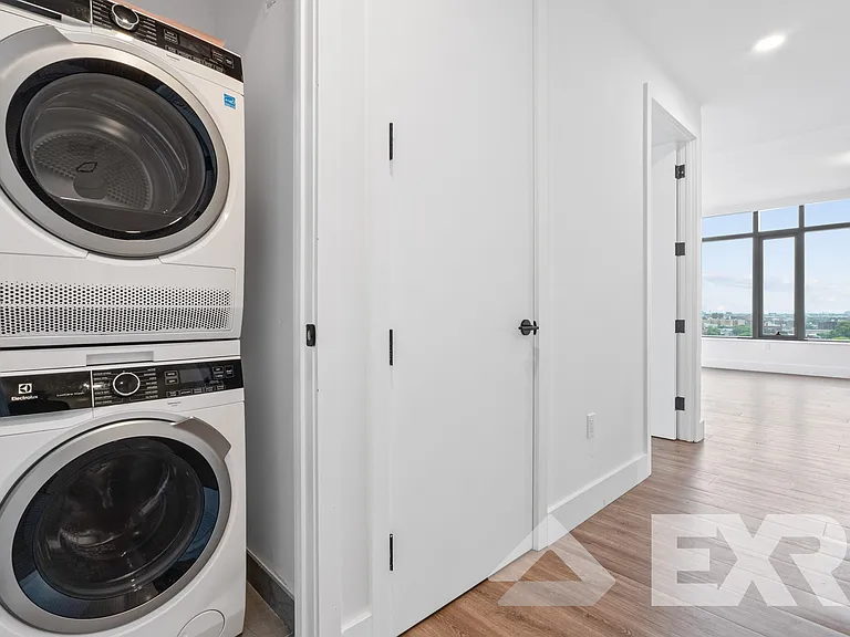 2230 Cropsey Ave #502 — Photo 9