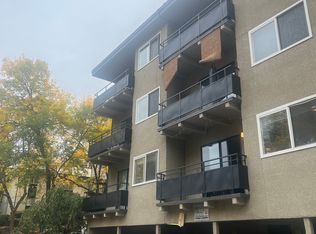 Hill Town Apartments, Seattle, WA 98144