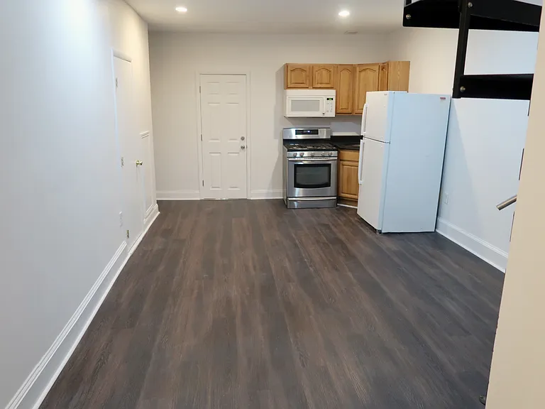 2042 N Bambrey St #1 — Photo 2