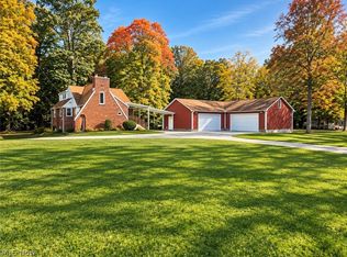 1687 Mount Pleasant St NE, Canton, OH 44721