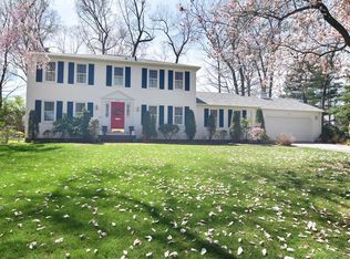 445 Red Chimney Dr, Warwick, RI 02886