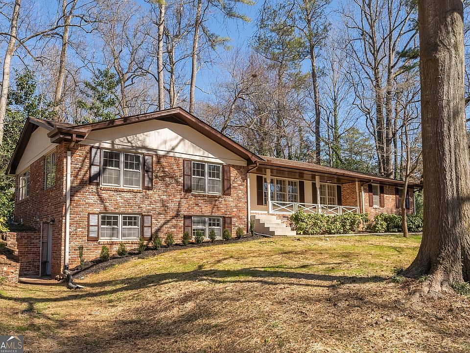 1st image of 2849 Briarglen Dr
