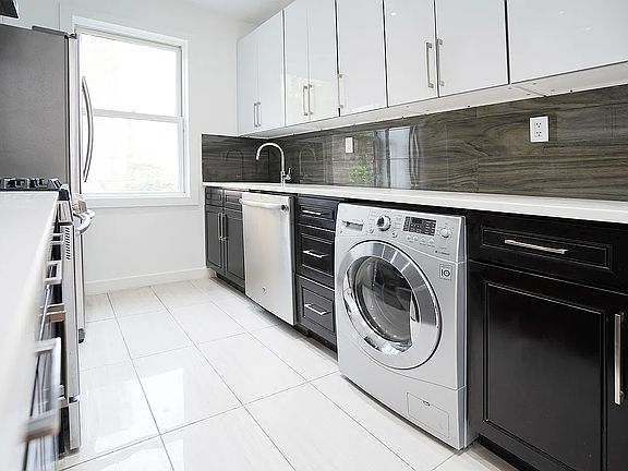 2nd image of 31-20 30th St #201