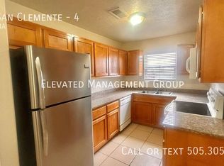 208 San Clemente Ave NW #4, Albuquerque, NM 87107