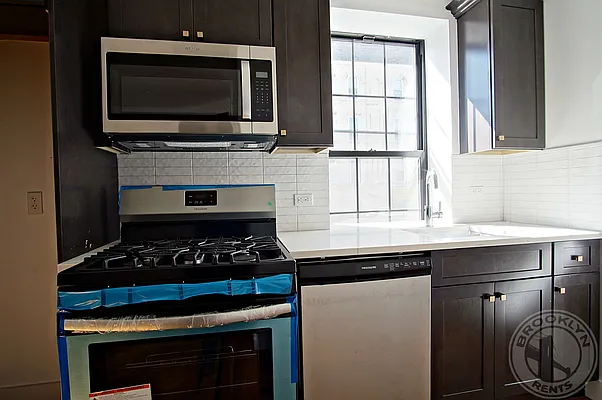 Rented by (Legacy) Brooklyn Rentals NYC | media 18