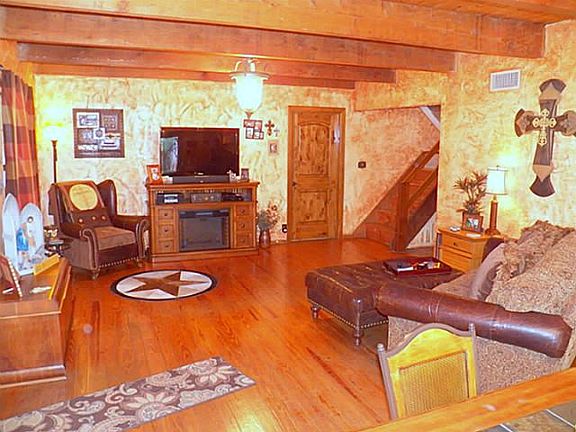 2nd image of 218 Ketumsee Cir