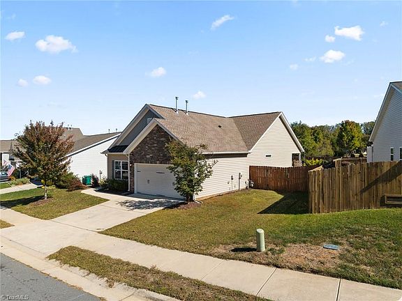3rd image of 5372 Holbein Gate Rd