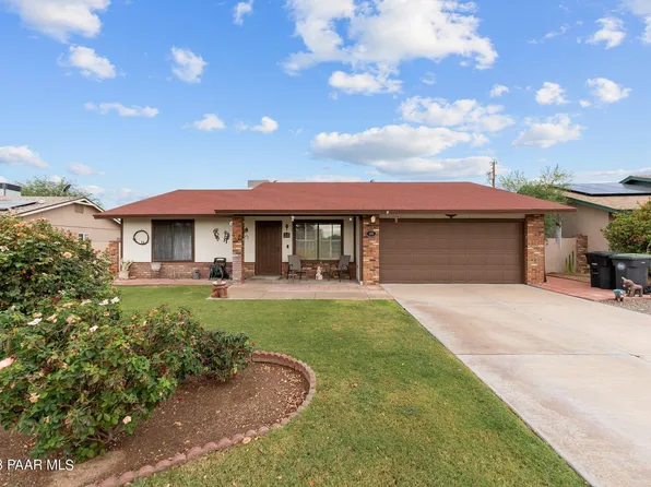 168 Peretz Cir, Morristown, AZ 85342