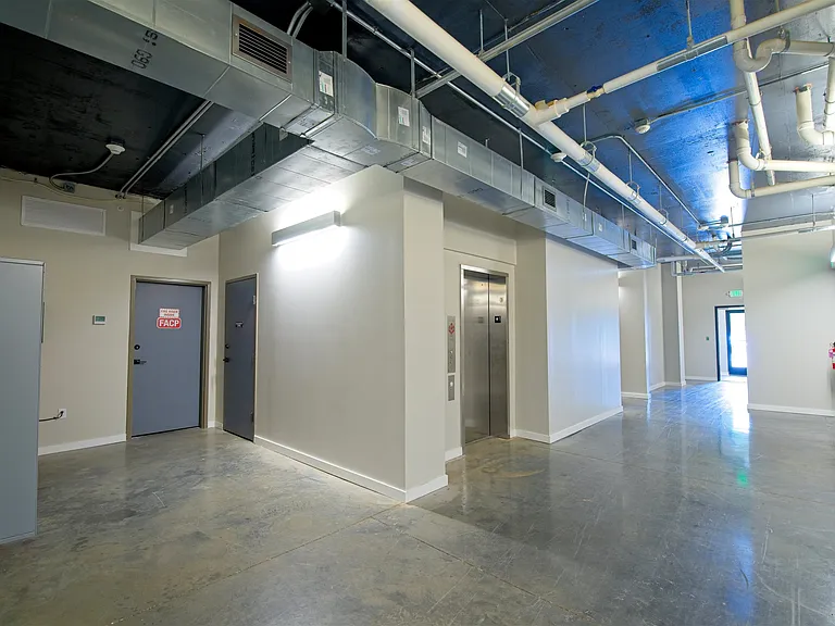 3637 Park Ave #205 — Photo 2