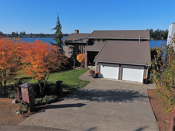 2nd image of 21019 26th Street Ct E