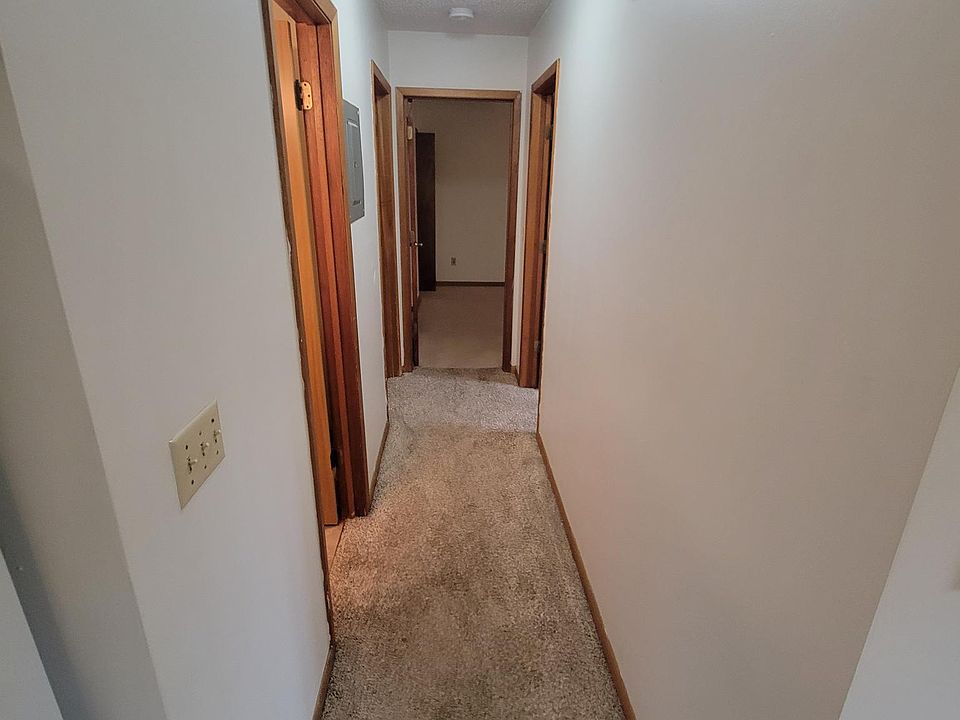 1112 Oakview Dr Saint Charles MN Zillow