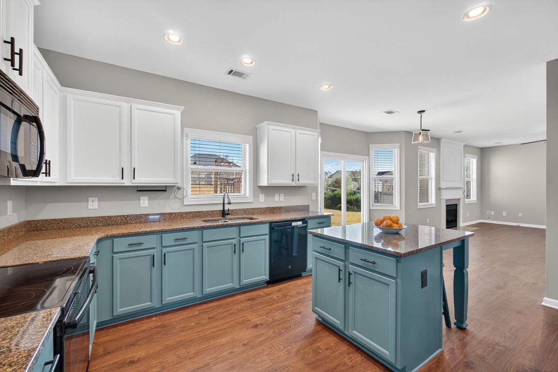 next background image