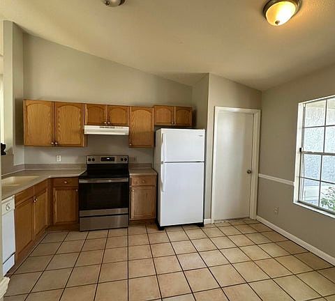 3rd image of 1100 Ipswich St NW