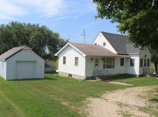 18918 Fairhaven Rd, Chadwick, IL 61014