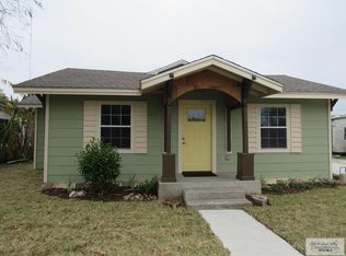 213 W Magnolia Ave, La Feria, TX 78559
