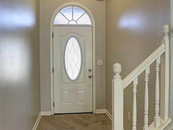 2nd image of 5524 Millers Glen Ln