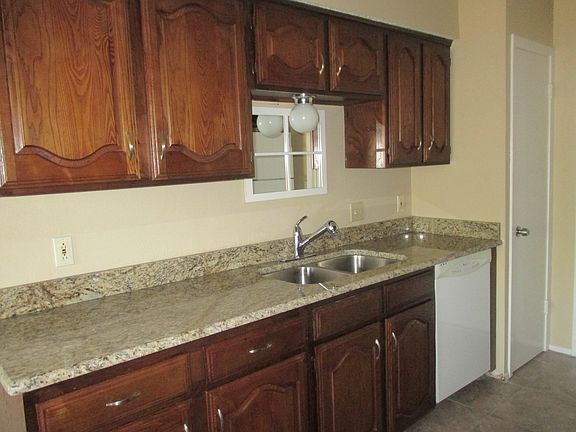 217777_Kitchen2_10122015