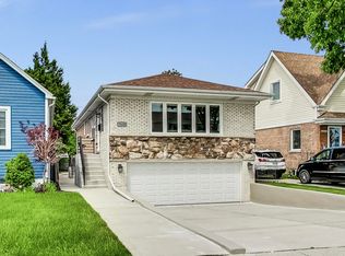 7628 N Odell Ave, Niles, IL 60714