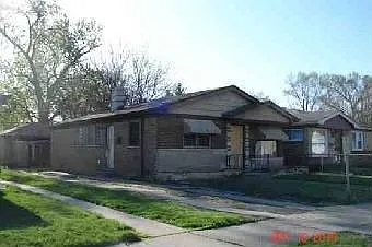 14709 Seeley Ave photo 1