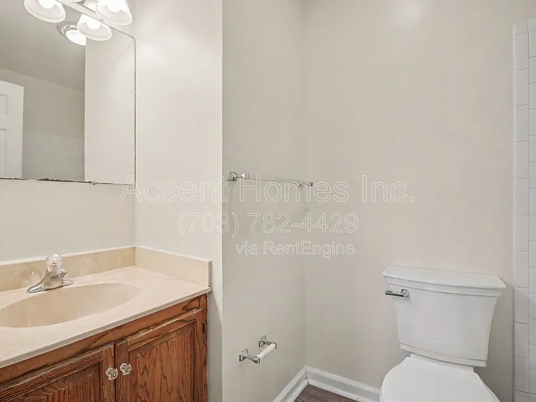449 Old Town Ct — Photo 13