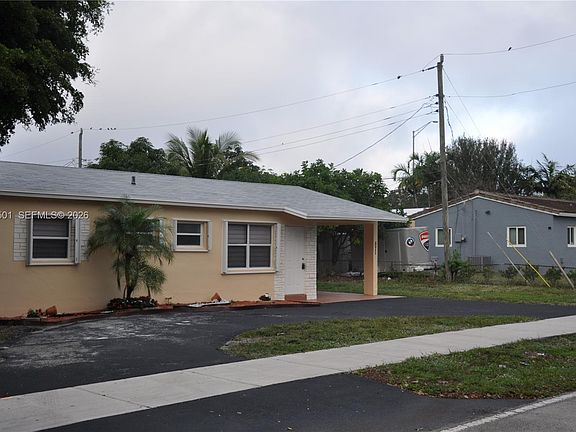 3rd image of 571 NE 61st St