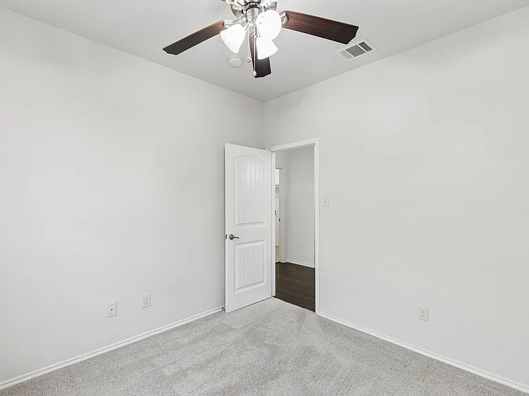10212 Bennet Dr — Photo 20