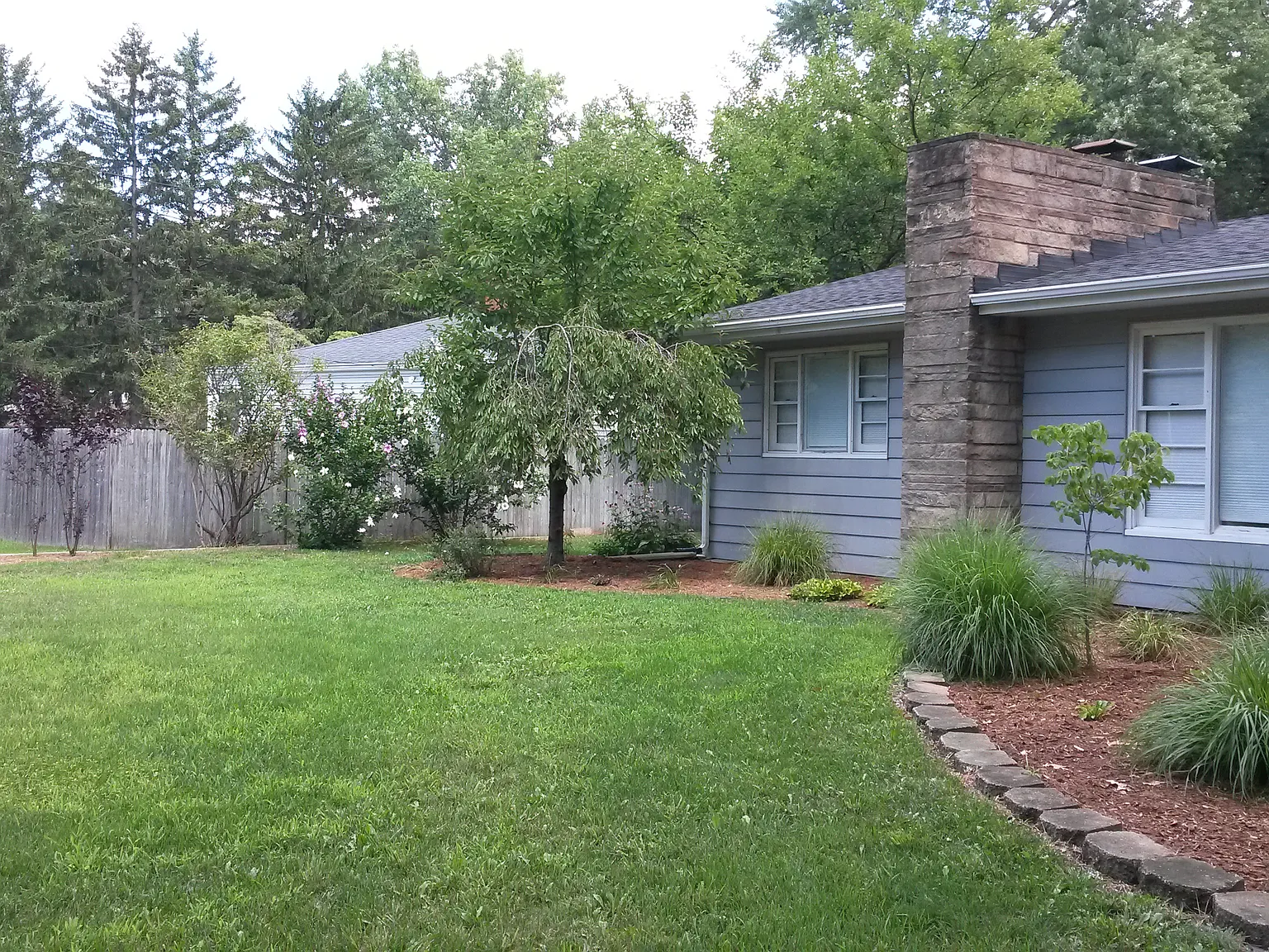 2 bed, 1289 sqft, $1,900 — Photo 2