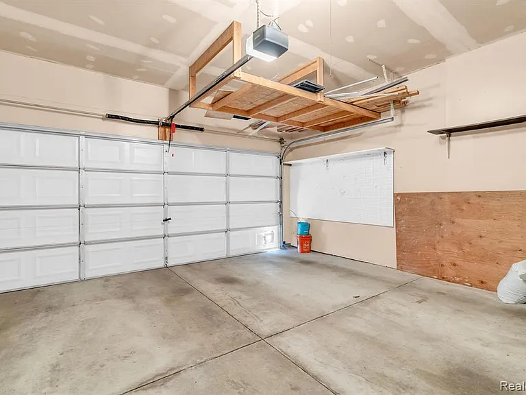 42682 Park Crescent Dr — Photo 42