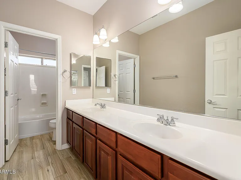 16060 W Mercer Ln — Photo 20