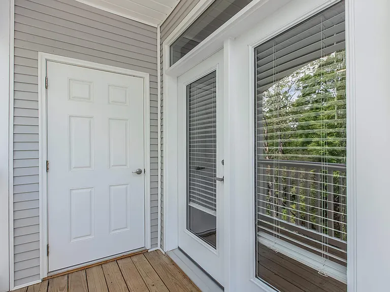 Riverstone Apartments at Long Shoals — Photo 44