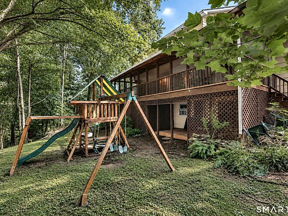 2nd image of 23 Rodia Ridge Road