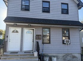 86 South Ave, Staten Island, NY