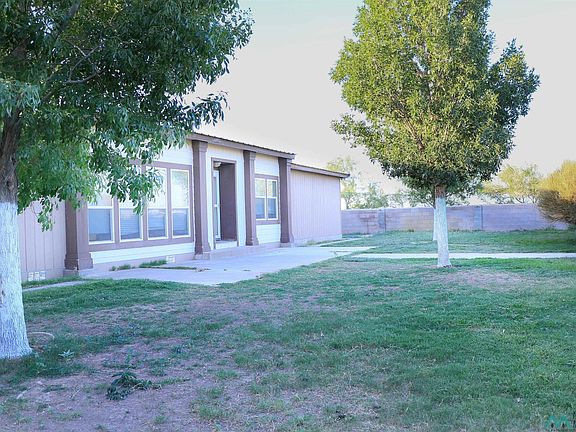 3rd image of 49 Snowberry Ln
