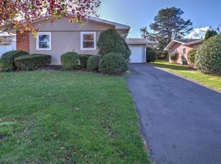 32 Dekker Ct, Brick, NJ 08724