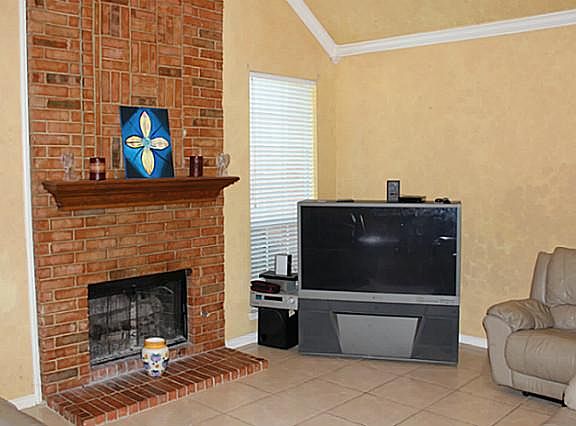 4th image of 607 Harvest Mountain Ct