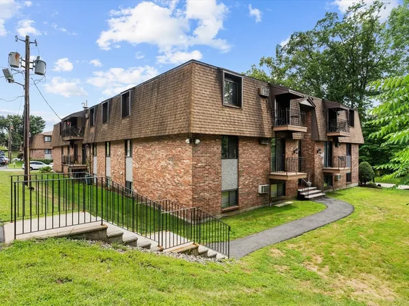 655 W Lowell Ave Unit 17, Haverhill, MA 01832