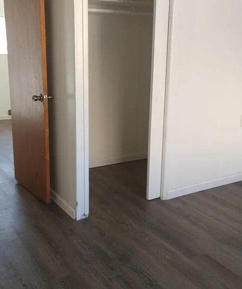 3720 Suhre St #B — Photo 23