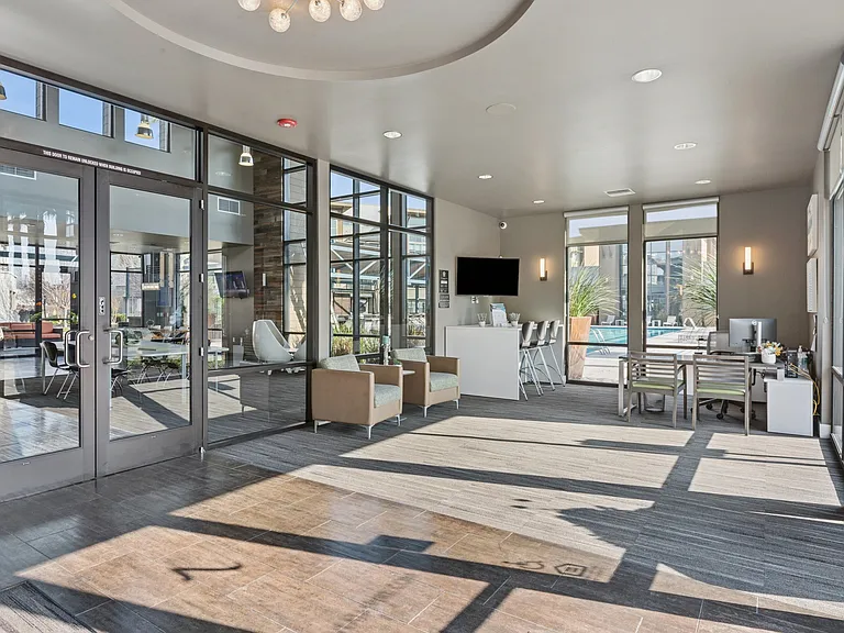 Aspire Apartments Tracy CA lobby lounge amenities