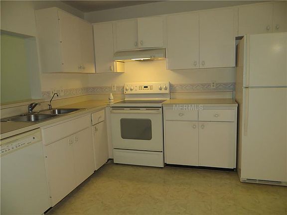 3rd image of 317 Timberlake Dr #317