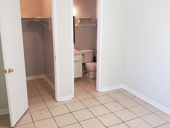 5th image of 31 Bass Ave SW APT B