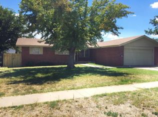 2605 W 18th St, Plainview, TX 79072