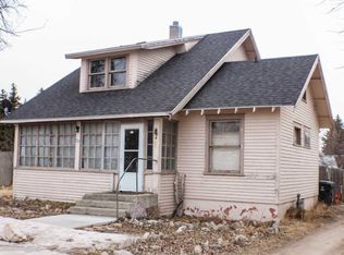 710 1st St NW, Choteau, MT 59422