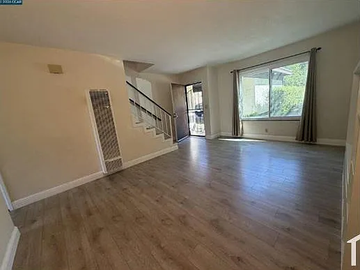 2 bed, 1022 sqft, $2,800 — Photo 3