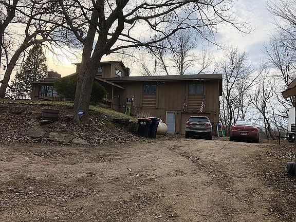 Tuck under main garage