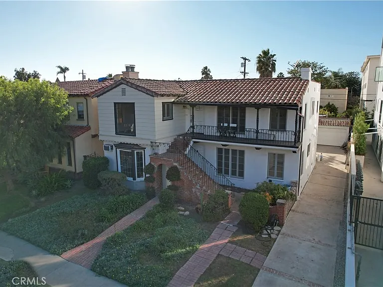 915 S Le Doux Rd — Photo 26