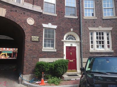 5 W Hill Pl #A, Boston, MA, 02114