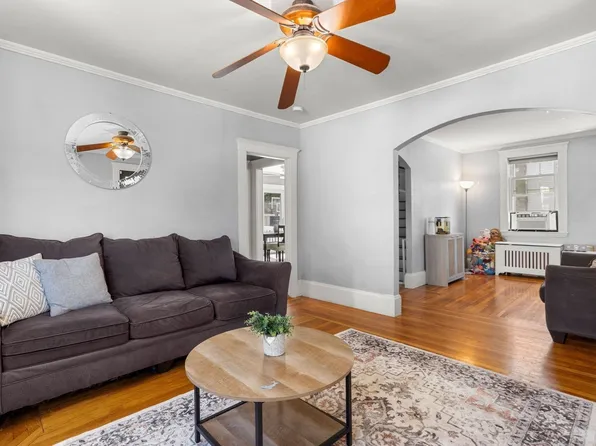 16 Maple Ave, Danvers, MA 01923